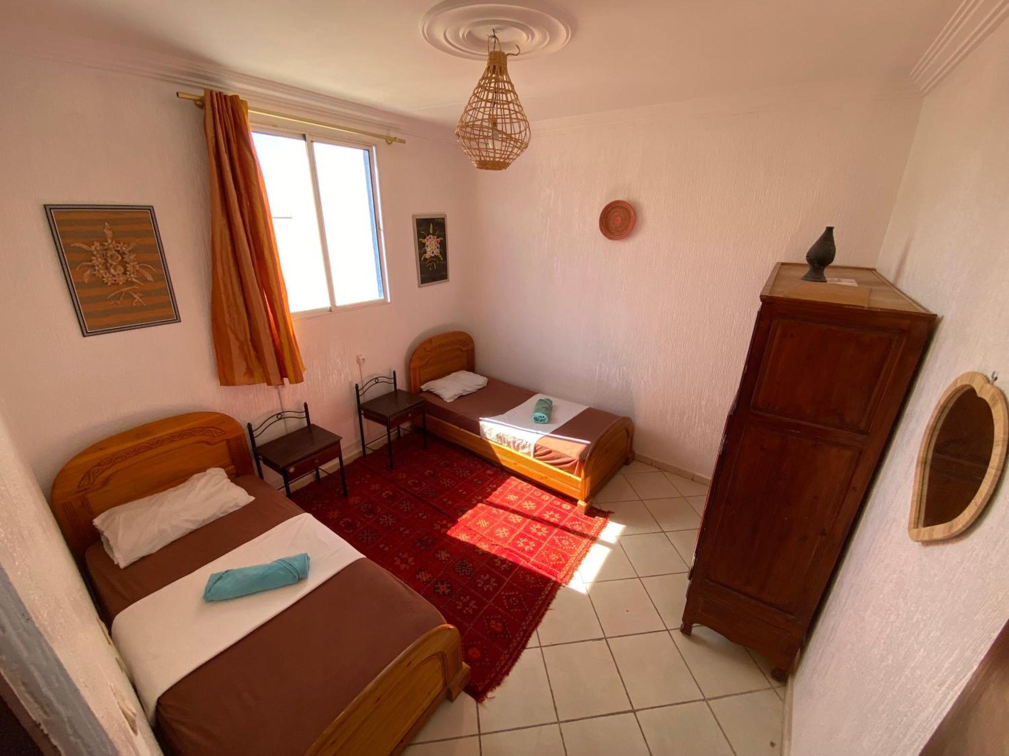 Отель Red Carpet Surf Camp Sea, Mountain & Garden Escape Tamraght Экстерьер фото